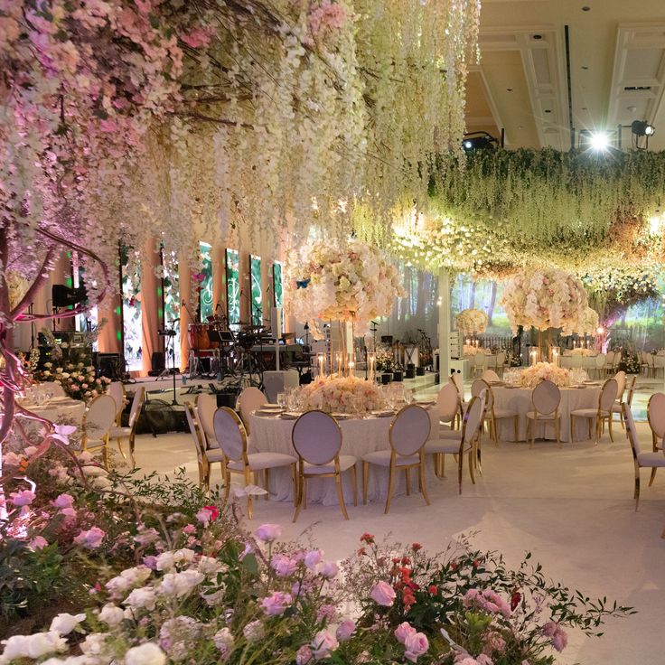 Forest wedding decor