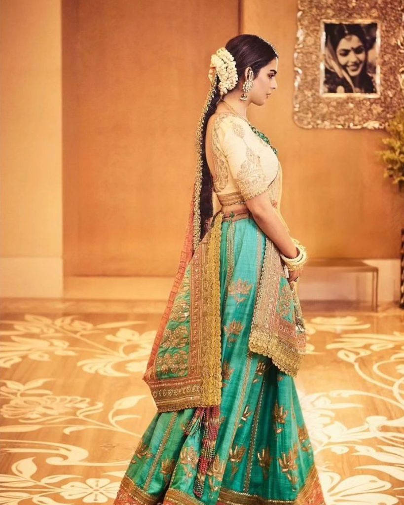 Isha Ambani in Anuradha Vakil