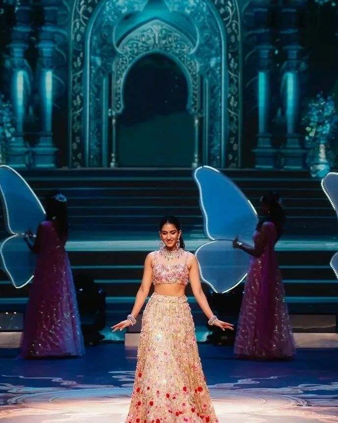 Manish Malhotra lehenga